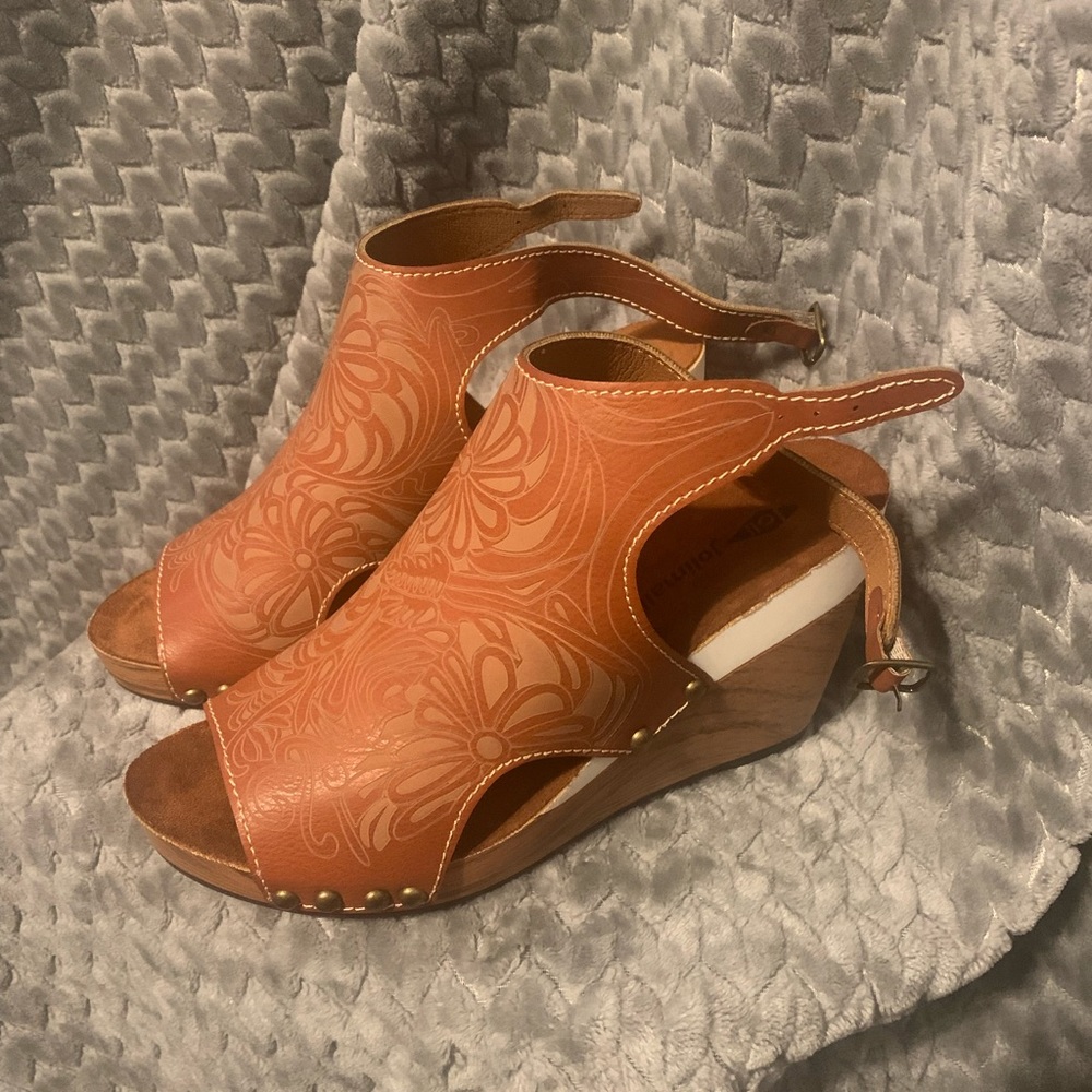 Super cute wedges